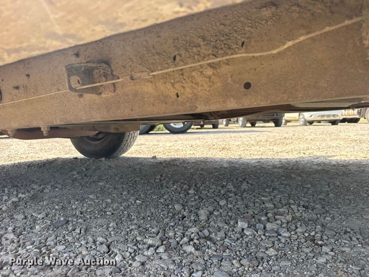 image for item DY3187 1995 Chevrolet C1500 pickup truck