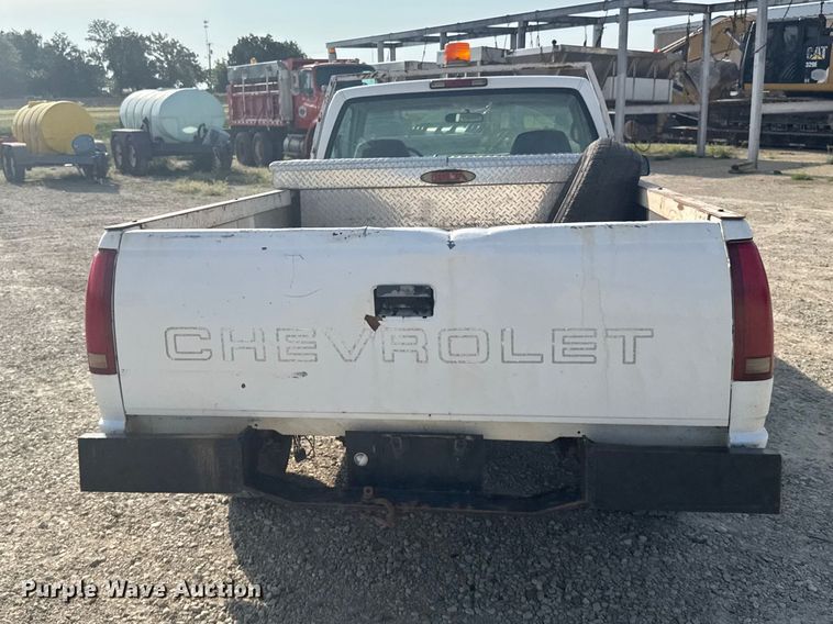image for item DY3188 1997 Chevrolet C1500 pickup truck