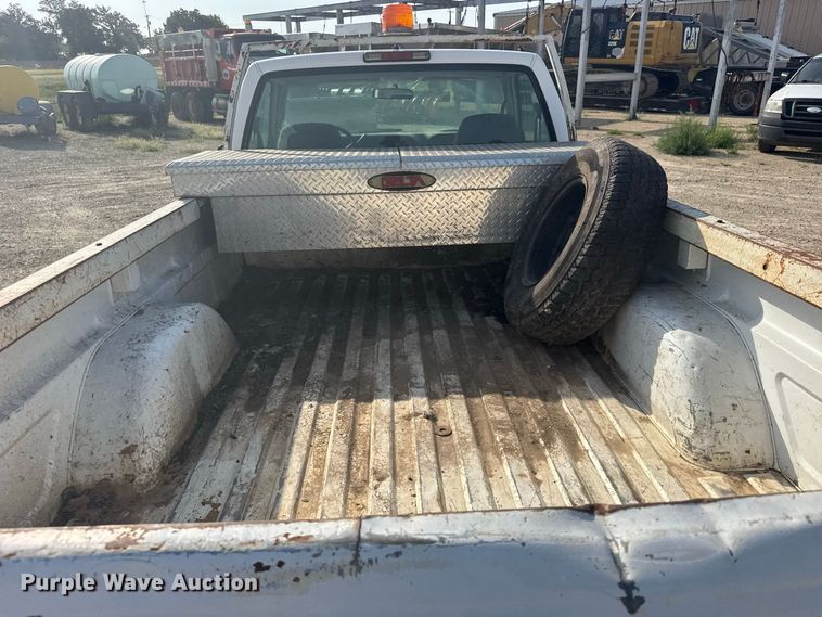image for item DY3188 1997 Chevrolet C1500 pickup truck