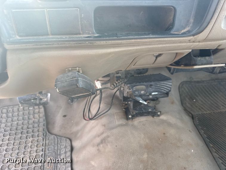image for item DY3188 1997 Chevrolet C1500 pickup truck