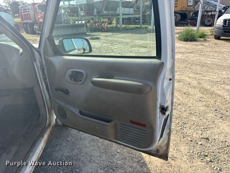 image for item DY3188 1997 Chevrolet C1500 pickup truck