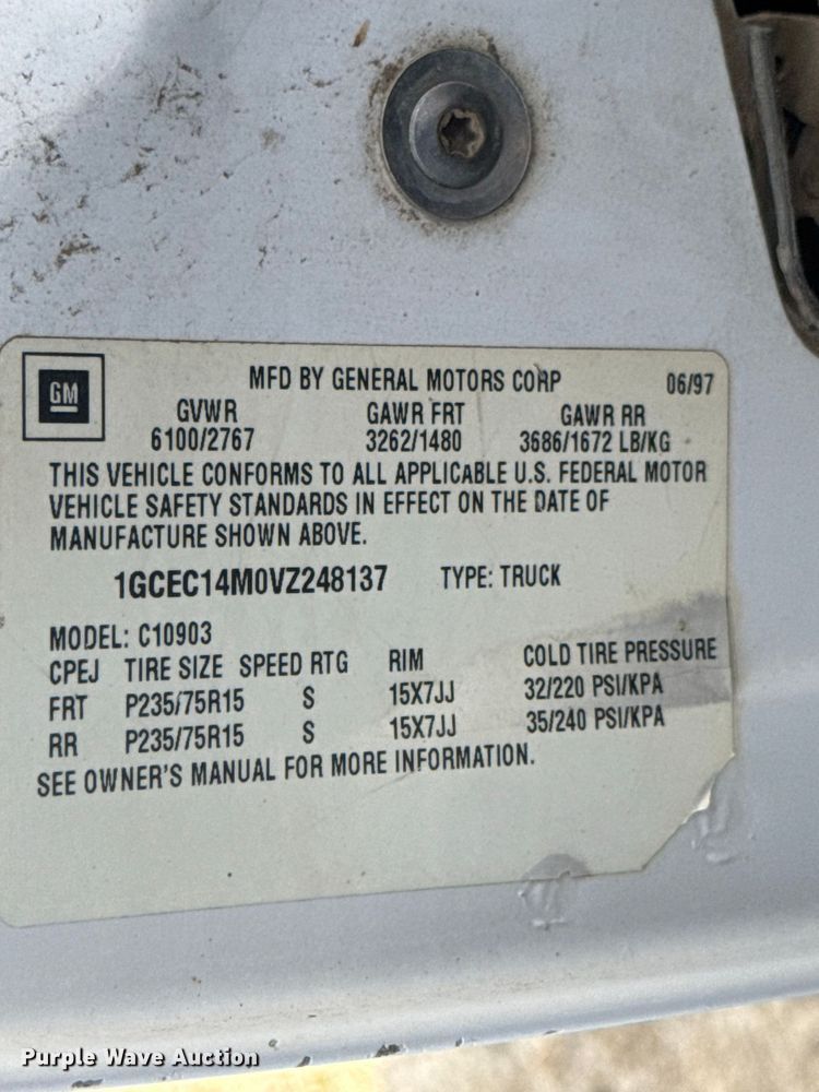 image for item DY3188 1997 Chevrolet C1500 pickup truck
