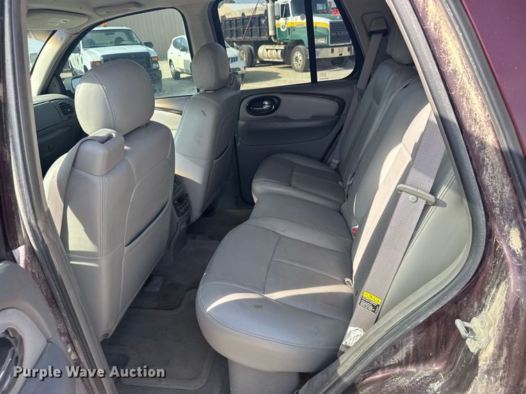 image for item DY3189 2006 Buick Rainier SUV