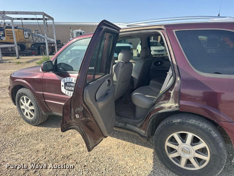 image for item DY3189 2006 Buick Rainier SUV