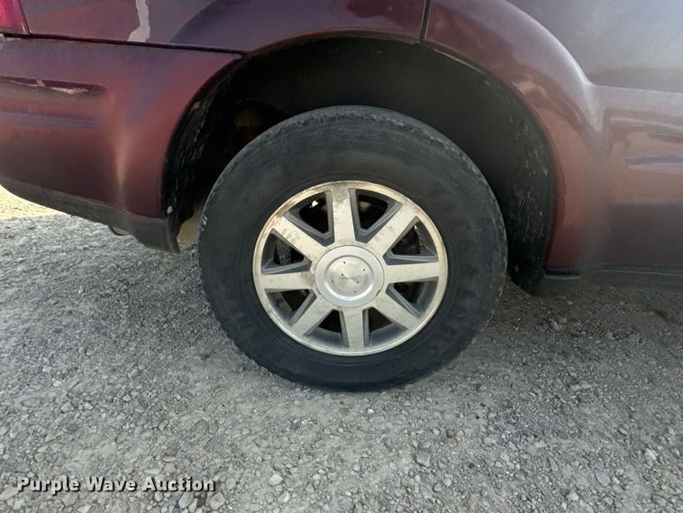 image for item DY3189 2006 Buick Rainier SUV
