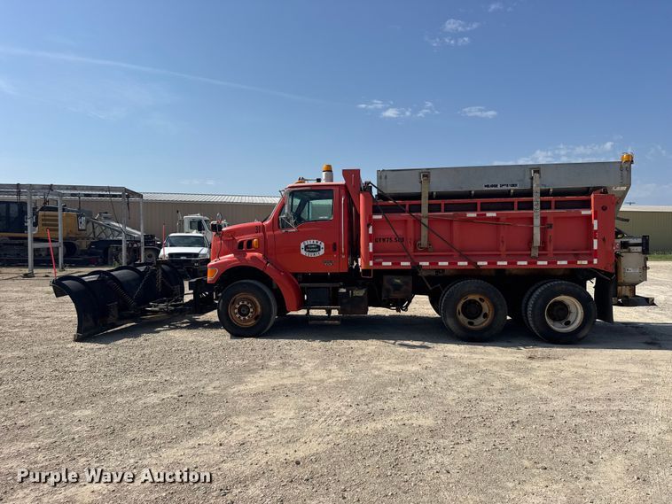 image for item DY3192 2003 Sterling L7500 Series dump truck