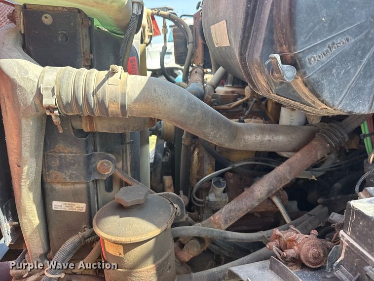 image for item DY3192 2003 Sterling L7500 Series dump truck