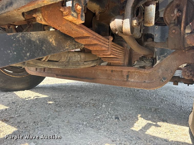 image for item DY3192 2003 Sterling L7500 Series dump truck