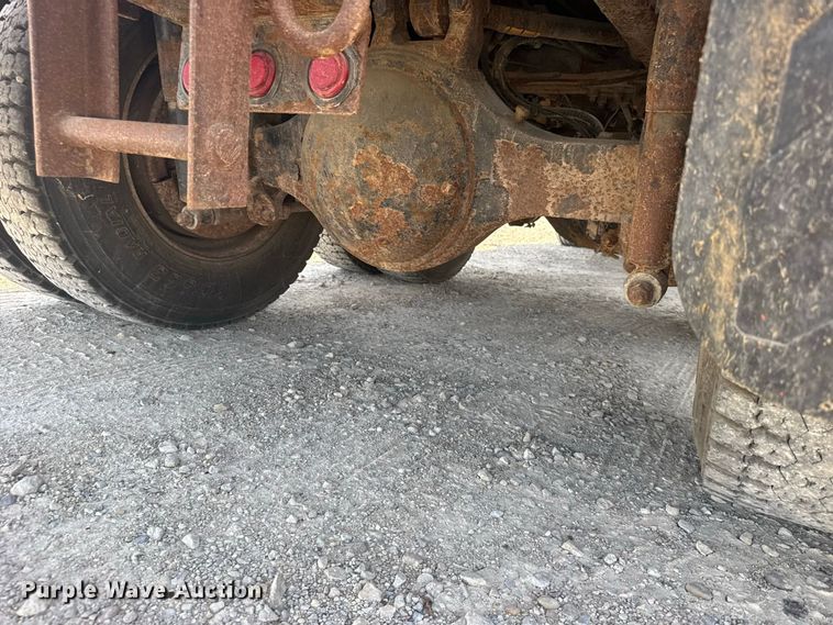 image for item DY3192 2003 Sterling L7500 Series dump truck