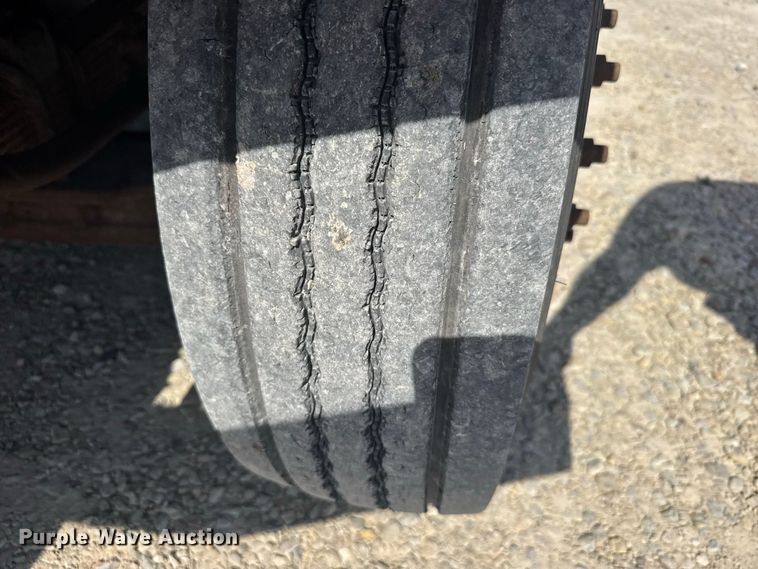 image for item DY3192 2003 Sterling L7500 Series dump truck