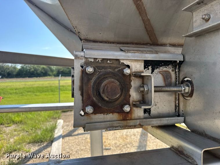 image for item DY3193 Monroe MV-156-84-56/3041210 spreader