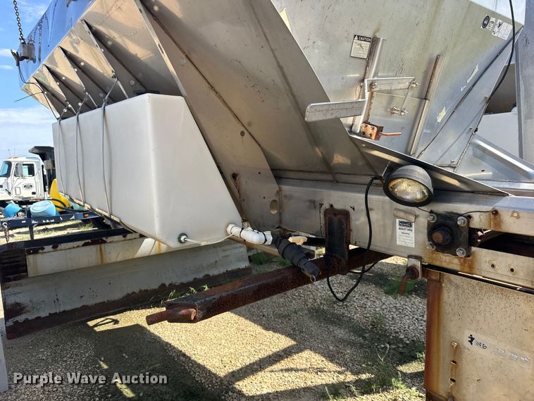 image for item DY3194 Monroe 683005 spreader