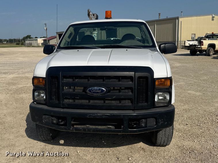 image for item DY3196 2008 Ford F250 Super Duty pickup truck