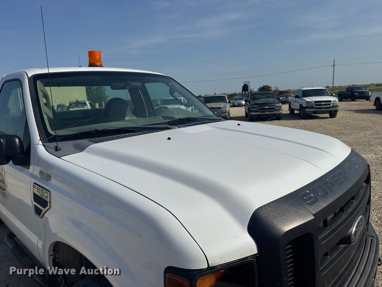 image for item DY3196 2008 Ford F250 Super Duty pickup truck
