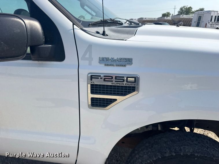 image for item DY3196 2008 Ford F250 Super Duty pickup truck