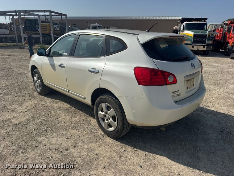 image for item DY3197 2013 Nissan Rogue SUV