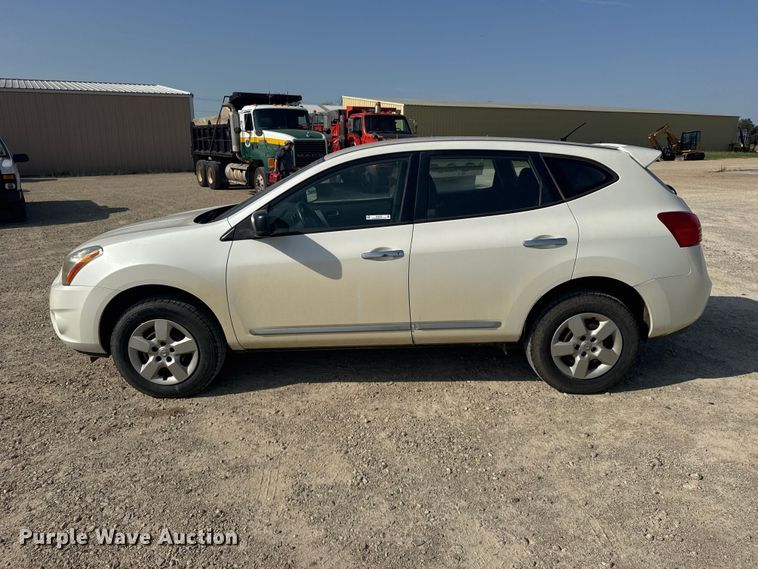image for item DY3197 2013 Nissan Rogue SUV