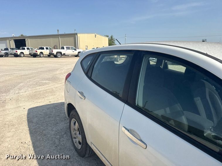 image for item DY3197 2013 Nissan Rogue SUV