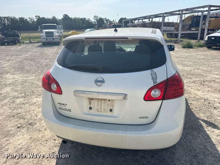 image for item DY3197 2013 Nissan Rogue SUV