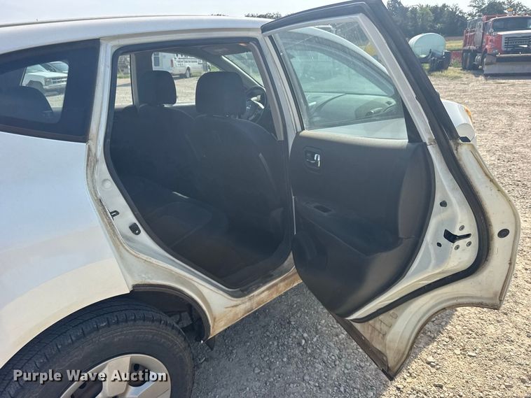 image for item DY3197 2013 Nissan Rogue SUV