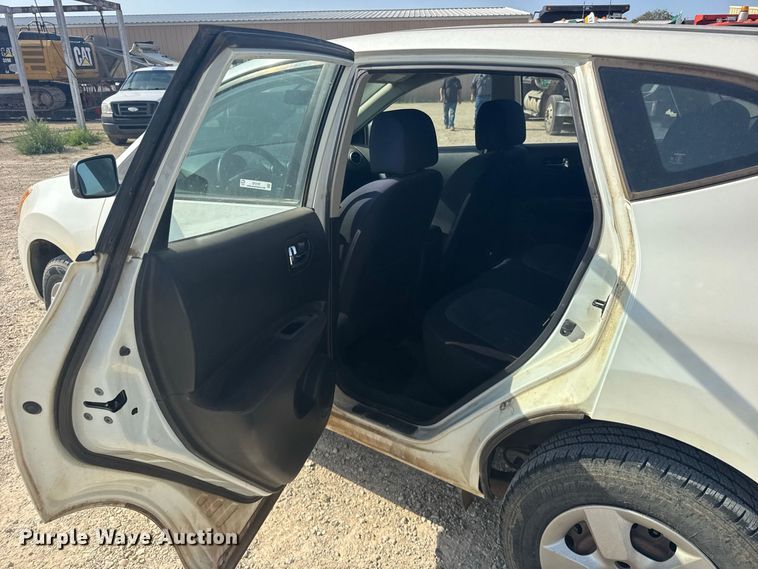 image for item DY3197 2013 Nissan Rogue SUV