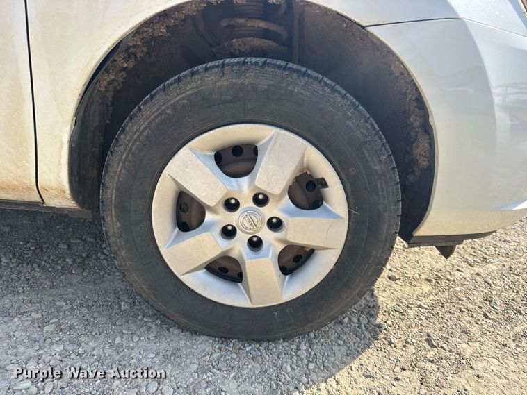 image for item DY3197 2013 Nissan Rogue SUV