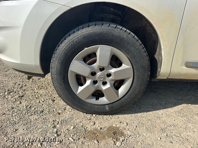 image for item DY3197 2013 Nissan Rogue SUV