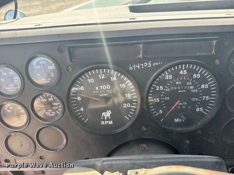 image for item DY3198 1998 Mack CH613 dump truck