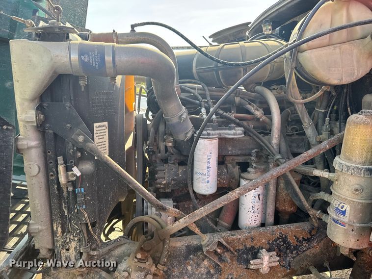 image for item DY3198 1998 Mack CH613 dump truck