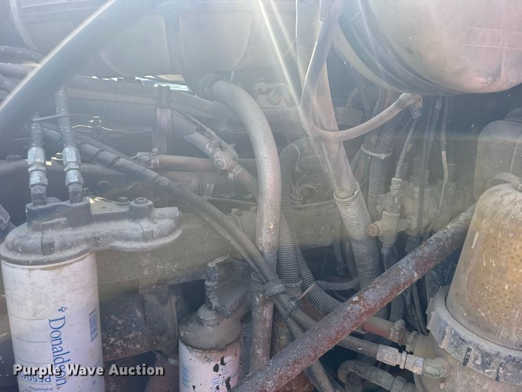 image for item DY3198 1998 Mack CH613 dump truck
