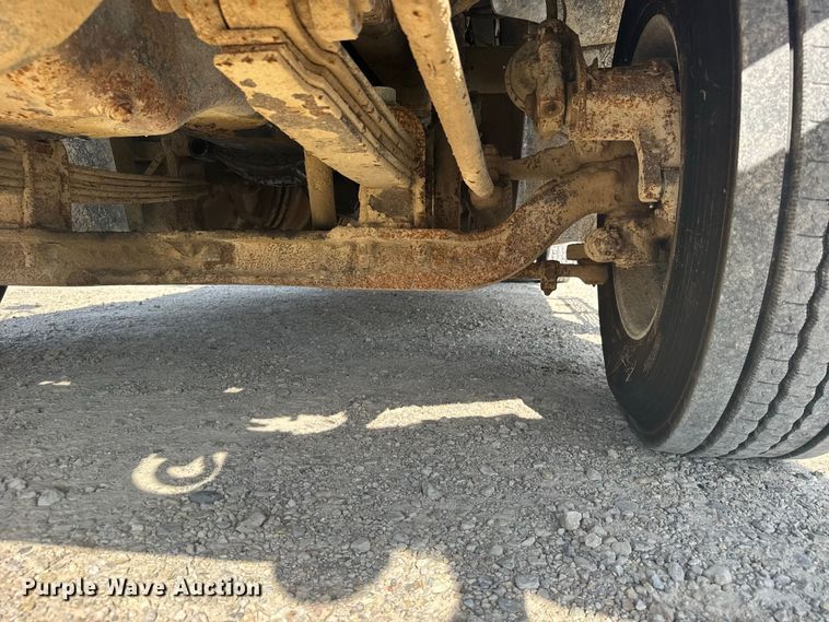 image for item DY3198 1998 Mack CH613 dump truck