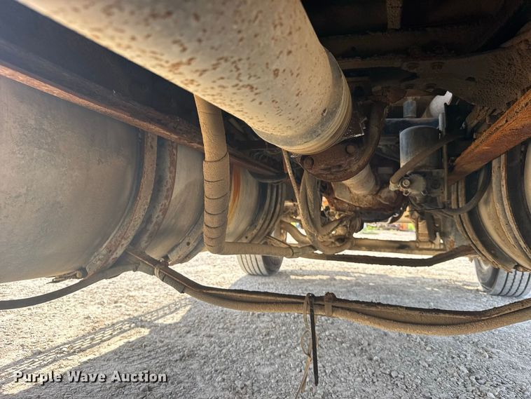 image for item DY3198 1998 Mack CH613 dump truck
