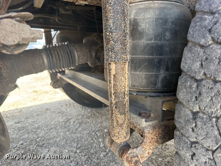 image for item DY3198 1998 Mack CH613 dump truck