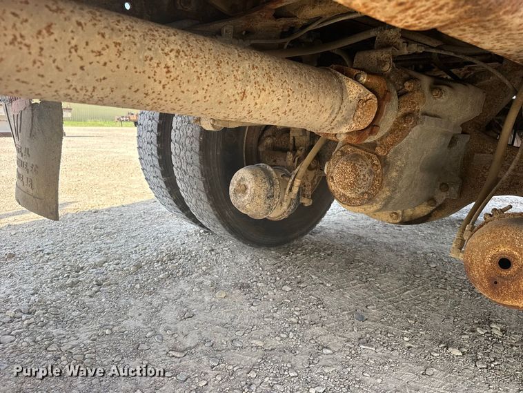 image for item DY3198 1998 Mack CH613 dump truck