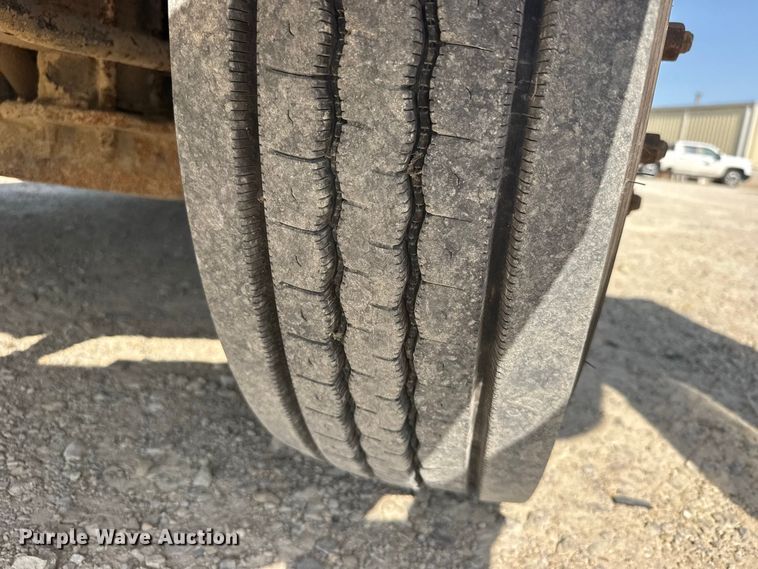 image for item DY3198 1998 Mack CH613 dump truck