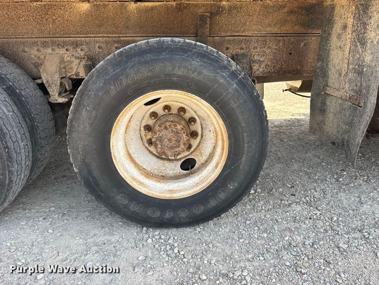 image for item DY3198 1998 Mack CH613 dump truck