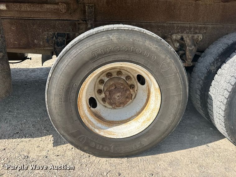 image for item DY3198 1998 Mack CH613 dump truck