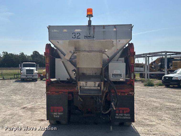 image for item DY3199 2001 Sterling L7500 Series dump truck