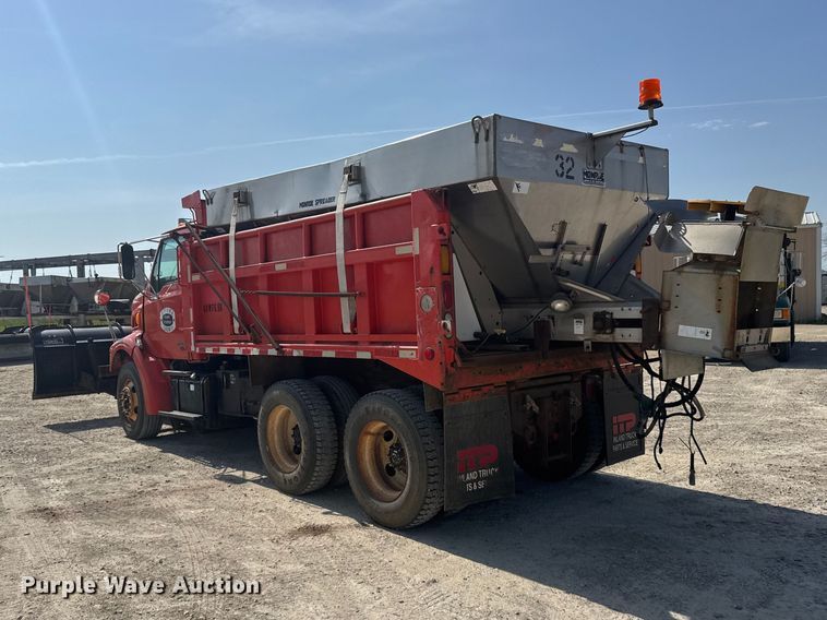 image for item DY3199 2001 Sterling L7500 Series dump truck