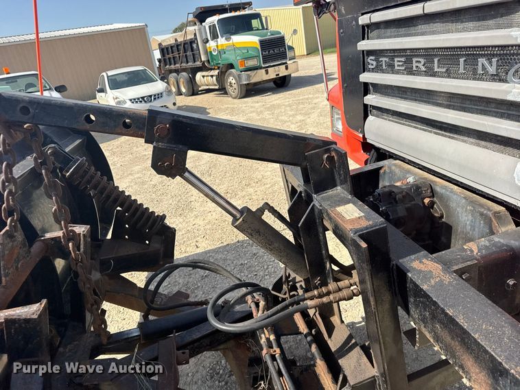 image for item DY3199 2001 Sterling L7500 Series dump truck