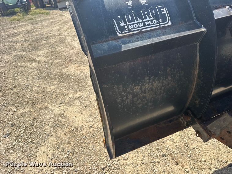 image for item DY3199 2001 Sterling L7500 Series dump truck