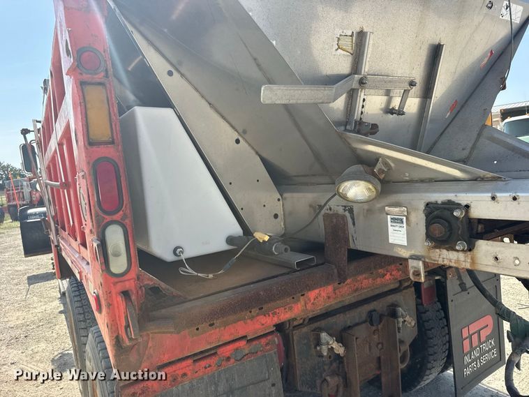 image for item DY3199 2001 Sterling L7500 Series dump truck