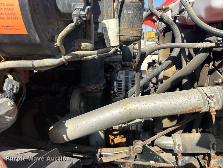 image for item DY3199 2001 Sterling L7500 Series dump truck