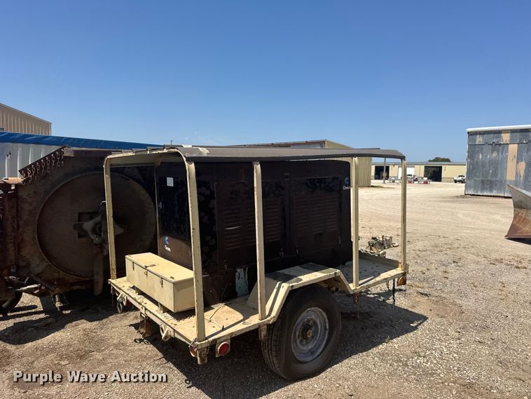image for item DY3201 Onan generator