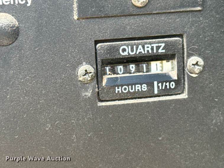 image for item DY3201 Onan generator
