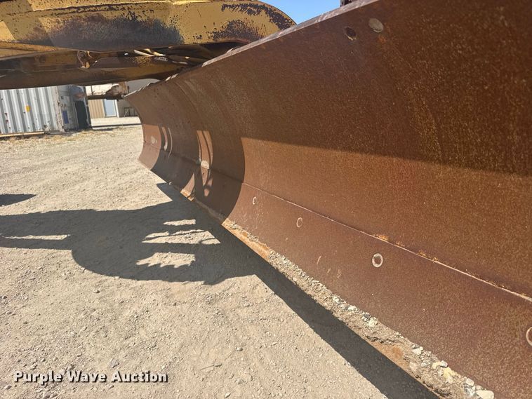 image for item DY3202 1990 Caterpillar 120G motor grader