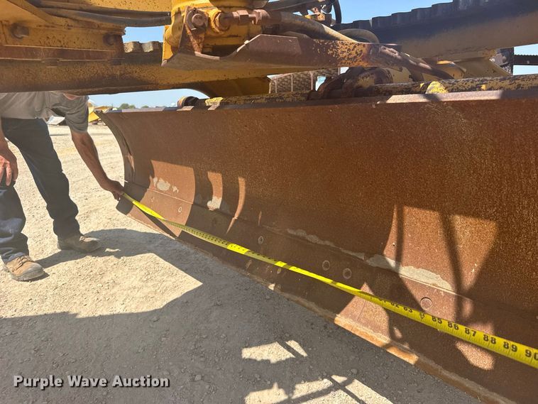 image for item DY3202 1990 Caterpillar 120G motor grader