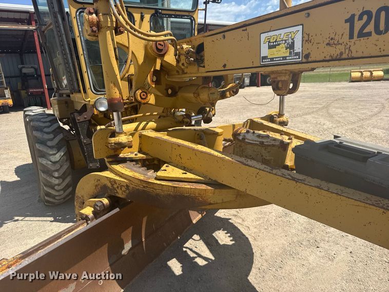 image for item DY3202 1990 Caterpillar 120G motor grader