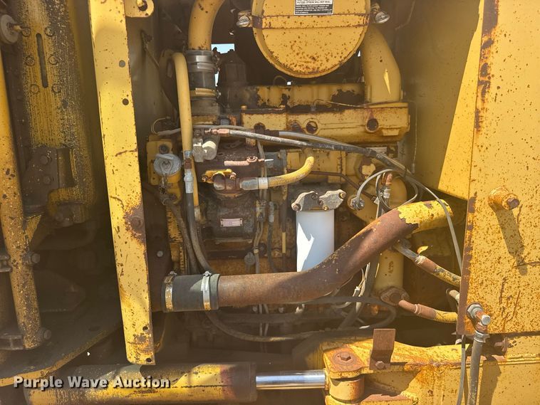 image for item DY3202 1990 Caterpillar 120G motor grader