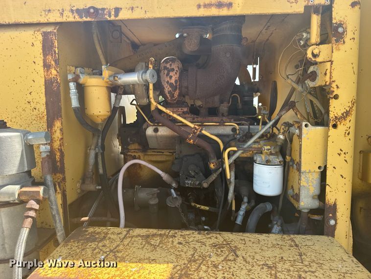 image for item DY3202 1990 Caterpillar 120G motor grader